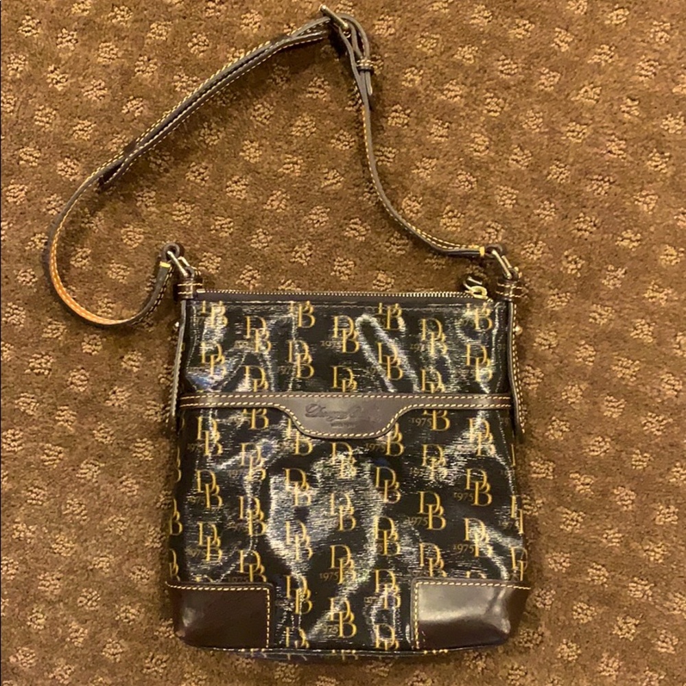 Dooney&Bourke